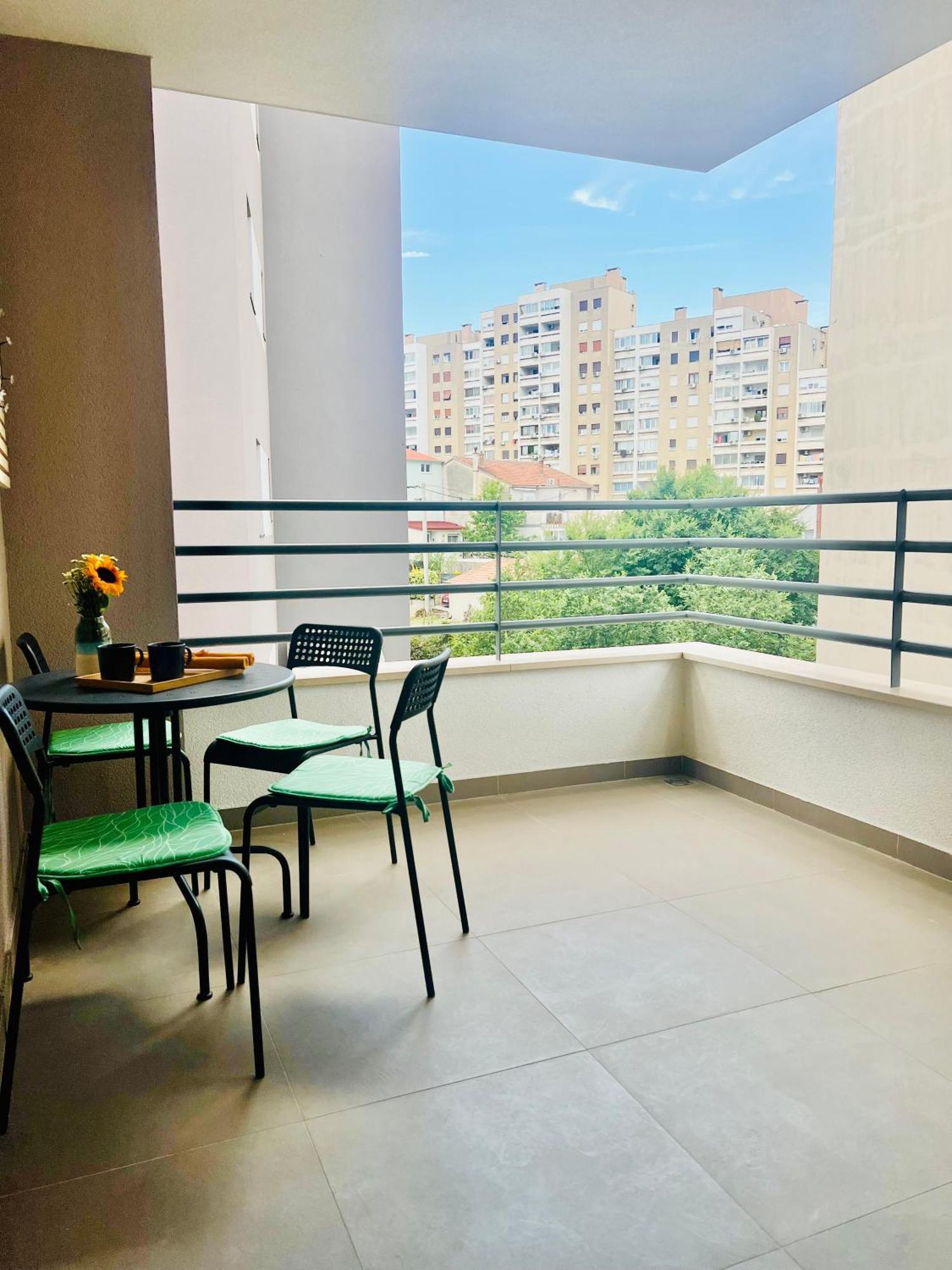 Almond 2 - Free Parking Apartment สปลิท ภายนอก รูปภาพ