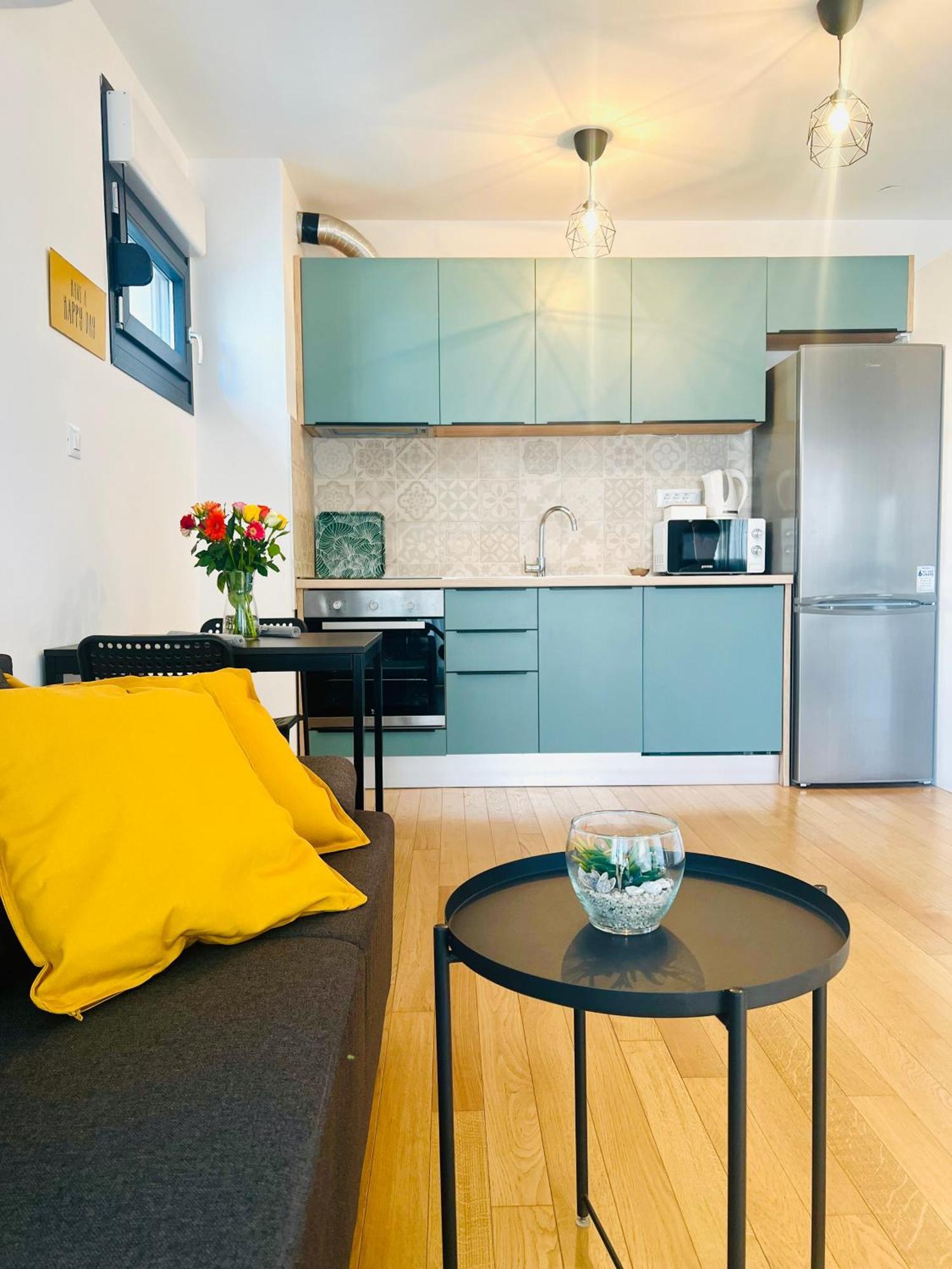 Almond 2 - Free Parking Apartment สปลิท ภายนอก รูปภาพ